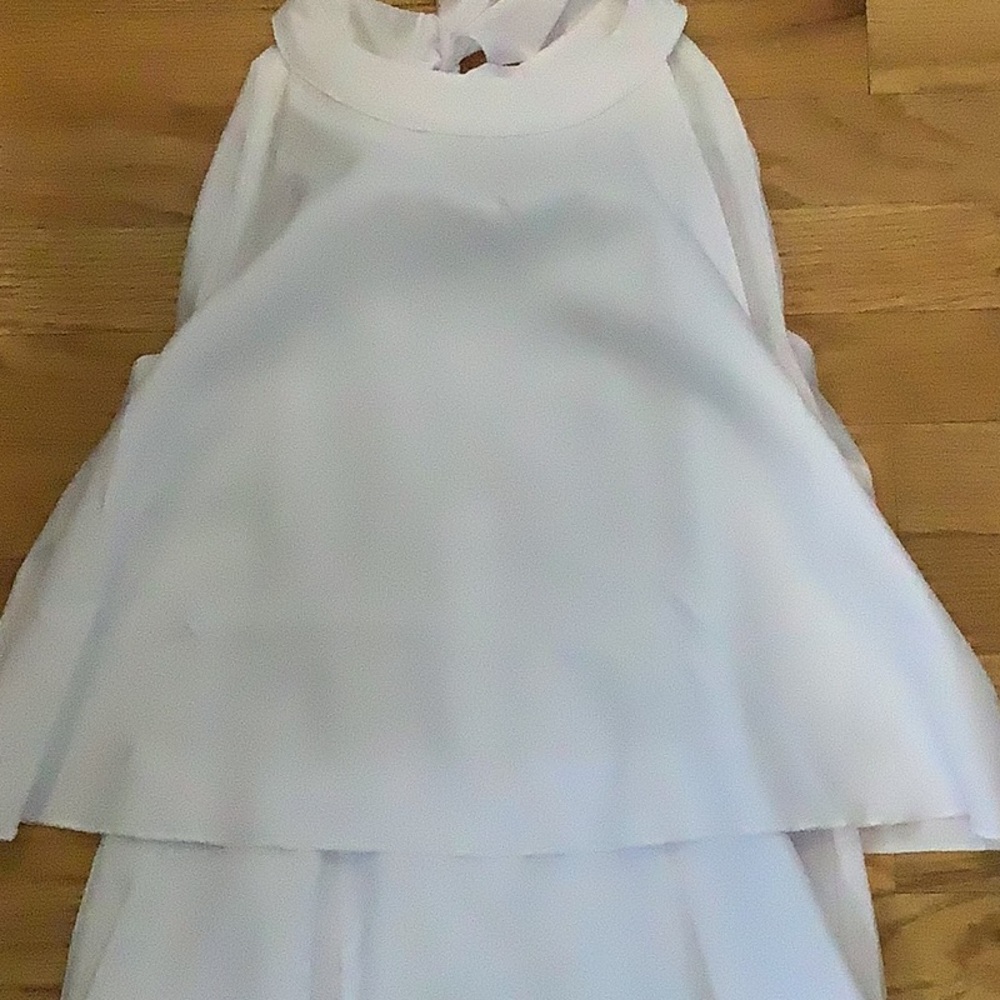 NWOT romper - Picture 2 of 5